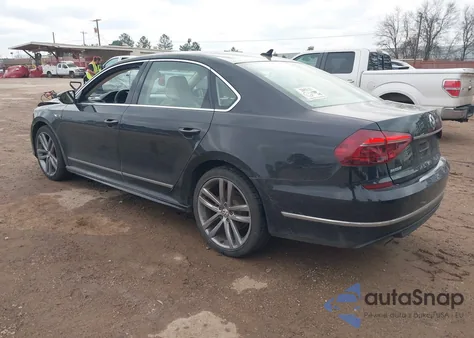 2017 Volkswagen Passat 1.8T R-Line z USA, uszkodzony, nr VIN 1VWDT7A33HC080864